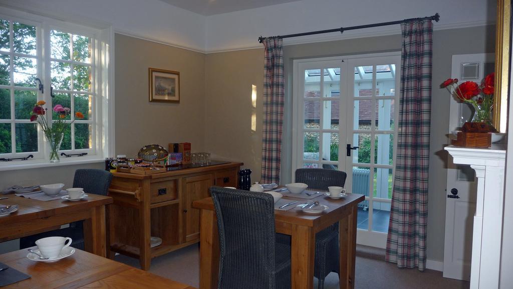 Lockgate Dairy Bed & Breakfast Chichester Dış mekan fotoğraf