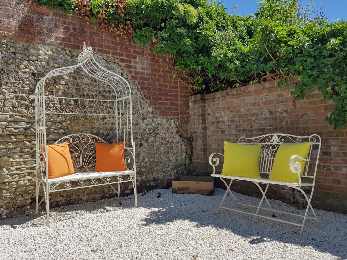 Lockgate Dairy Bed & Breakfast Chichester Dış mekan fotoğraf