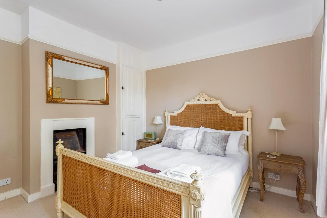 Lockgate Dairy Bed & Breakfast Chichester Dış mekan fotoğraf